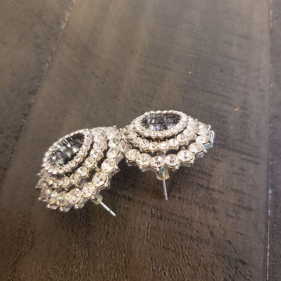 Diamond Style Earrings - Picture 8 of 9